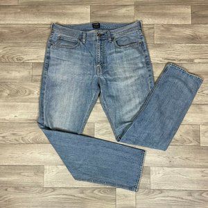 J.Crew The Sutton Straight Leg Denim Jeans Light Wash sz 32 x 32